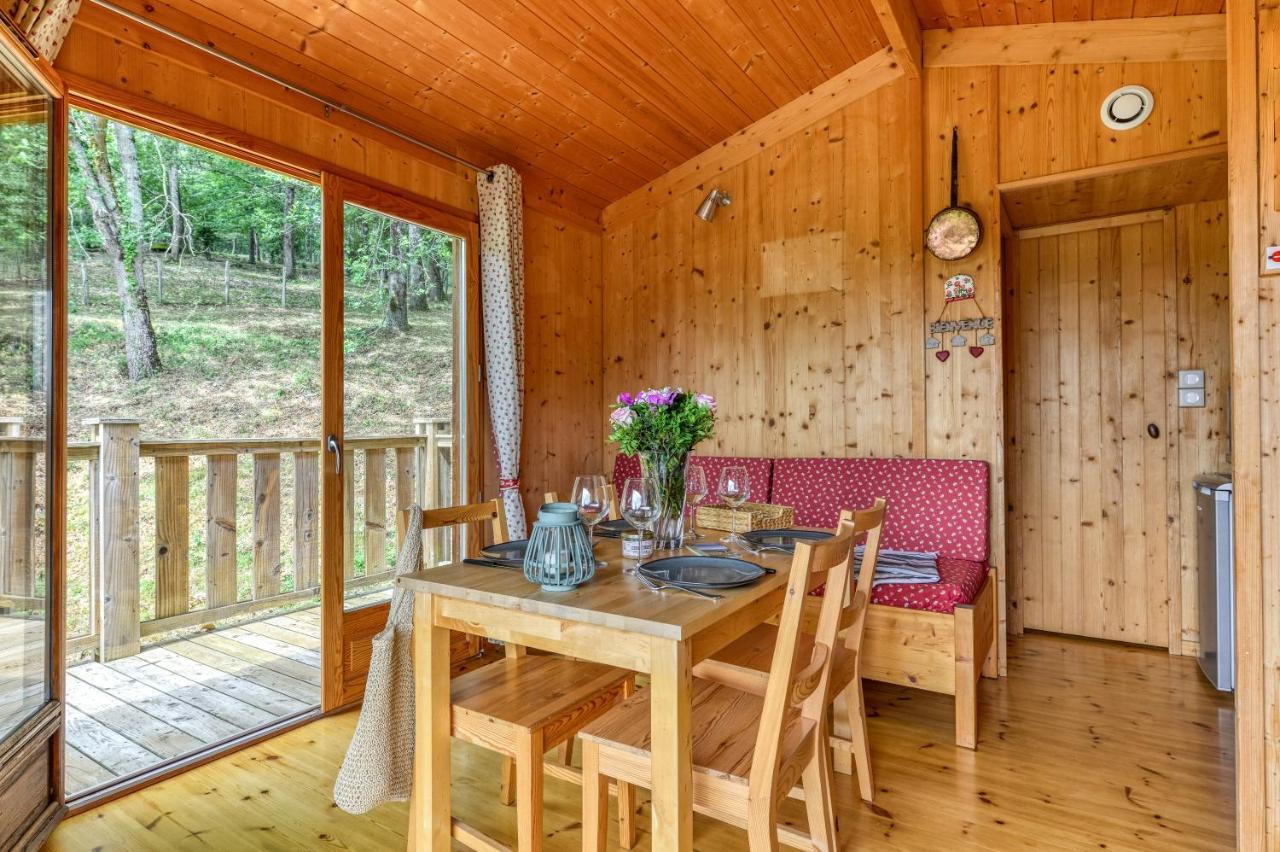 Camping La Serre Aigues-Vives  Zewnętrze zdjęcie