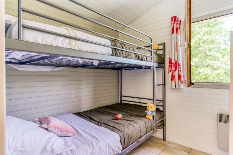 Camping La Serre Aigues-Vives  Zewnętrze zdjęcie