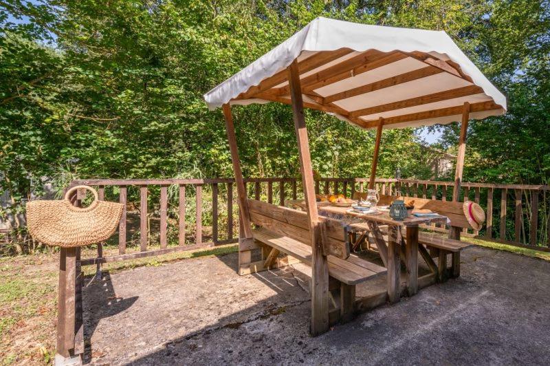 Camping La Serre Aigues-Vives  Zewnętrze zdjęcie